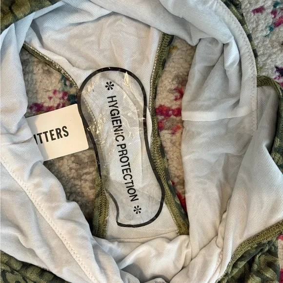 Urban Outfitters Out From Under Rachel Crossover One-Piece Swimsuit - Picture 4 of 7